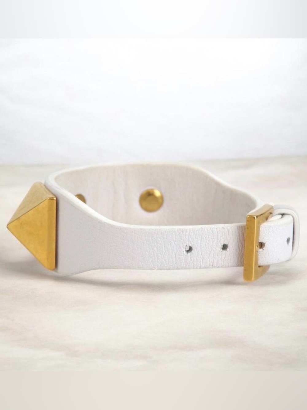 Valentino Garavani Rockstud Leather Bracelet 🤩✨ - Picture 5 of 16